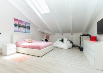 Apartment via Giuseppe Giacosa 11, Orbassano - photo 23