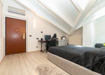 Apartment via Giuseppe Giacosa 11, Orbassano - photo 25