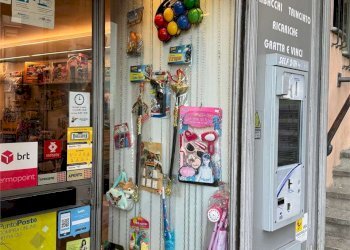 Tobacco shop Fossano - photo 21