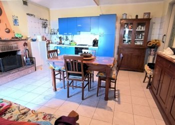 Villa Via Papa Giovanni XXIII, Lauriano - foto 2