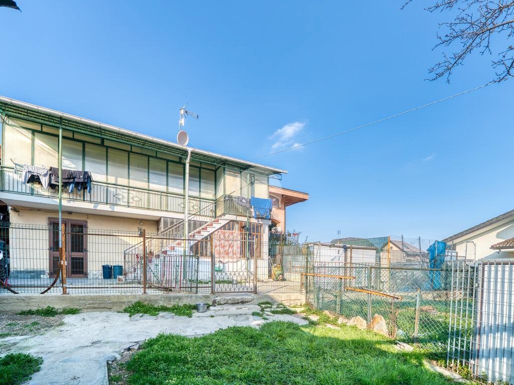 Semi-detached house Borgata giuè, Giaveno - photo 1