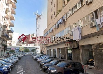 Locale Commerciale via baffi, Napoli (zona San Lorenzo) - foto 9