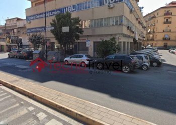 Locale Commerciale via baffi, Napoli (zona San Lorenzo) - foto 10