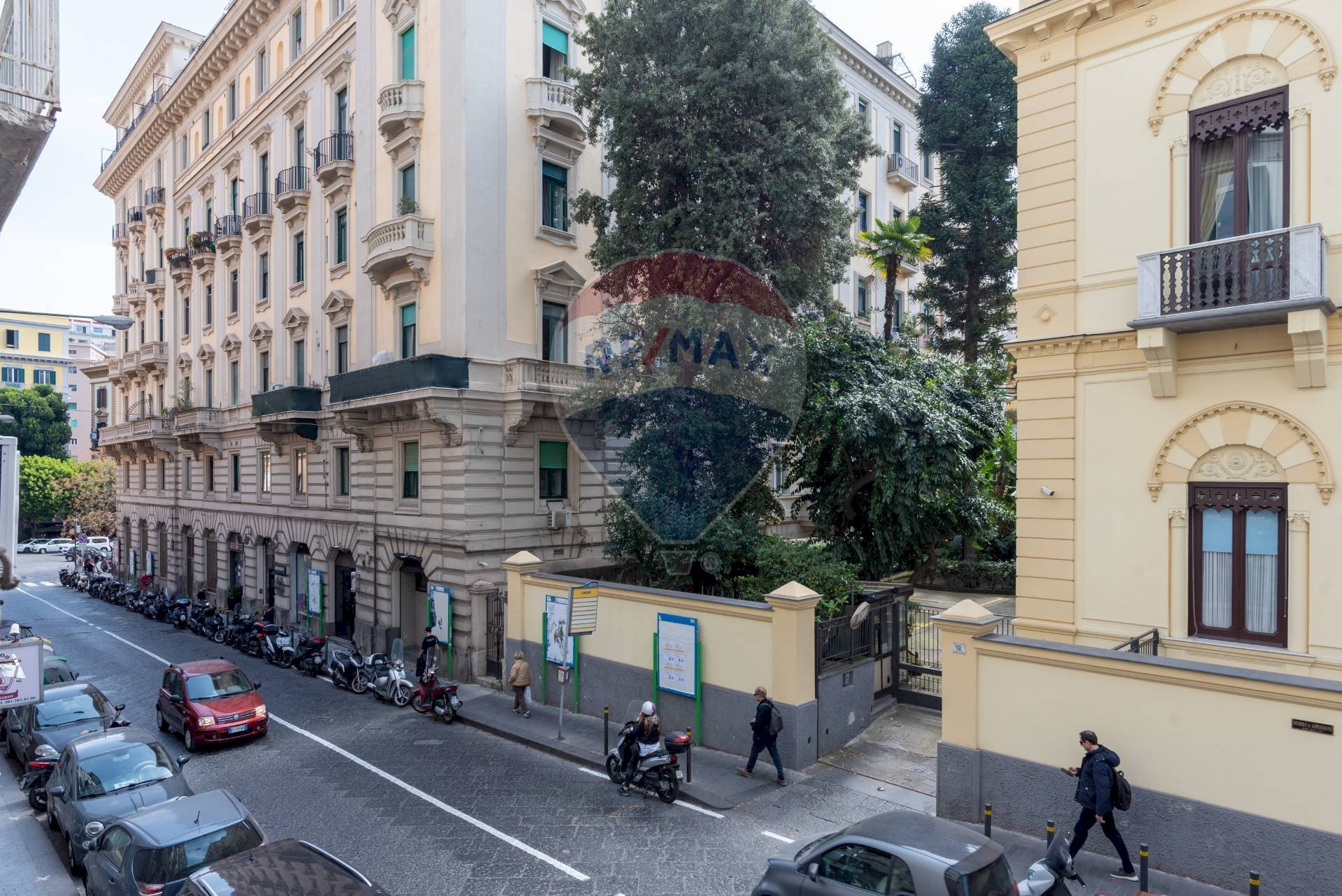 Trilocale Via Crispi, Napoli (zona Chiaia) - foto 1