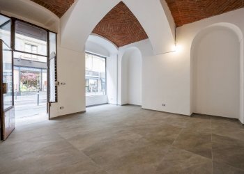 Shop Via Milano, Torino (neighborhood Centro) - photo 1