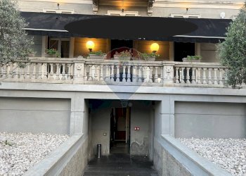 Locale Commerciale Via Roma, Gallarate - foto 3