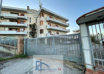 Appartamento Via Albert Einstein, Benevento - foto 2