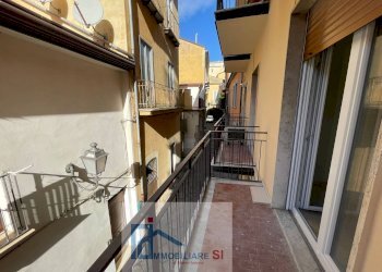 Three-room apartment Via Arcivescovo Francesco Pacca, Benevento - photo 6