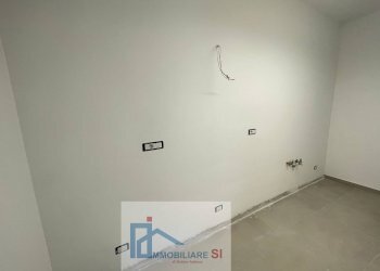 Three-room apartment Via Arcivescovo Francesco Pacca, Benevento - photo 11