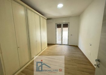 Three-room apartment Via Arcivescovo Francesco Pacca, Benevento - photo 13