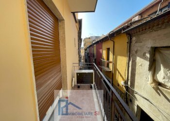 Three-room apartment Via Arcivescovo Francesco Pacca, Benevento - photo 20