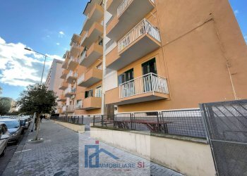 Three-room apartment Viale Antonio Mellusi, Benevento - photo 2