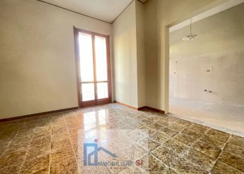 Three-room apartment Viale Antonio Mellusi, Benevento - photo 4