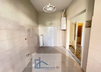 Three-room apartment Viale Antonio Mellusi, Benevento - photo 12