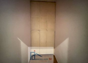 Three-room apartment Viale Antonio Mellusi, Benevento - photo 25