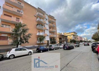 Three-room apartment Viale Antonio Mellusi, Benevento - photo 29