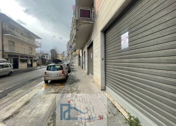 Locale Commerciale Via San Pasquale, Benevento - foto 3