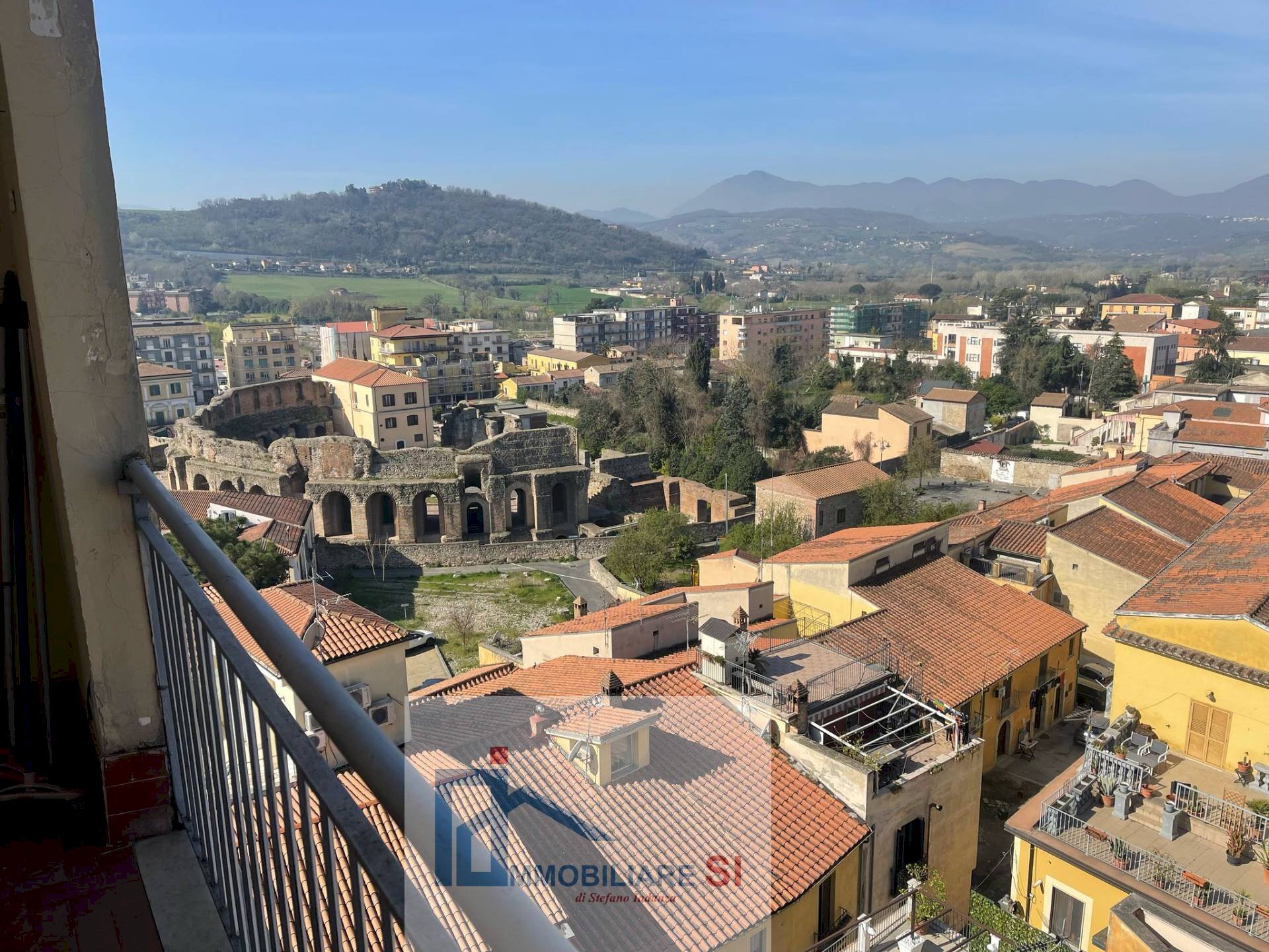 Four-room apartment Via San Gaetano, Benevento - photo 1