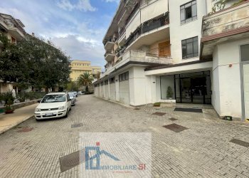 Box Via Raffaele Delcogliano, Benevento - foto 5