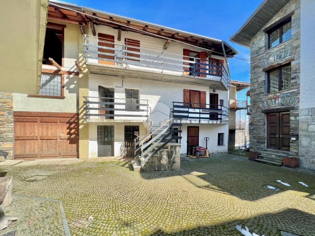 Semi-detached house Frazione aires, Viù - photo 1