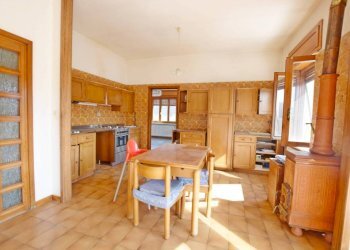 Cucina - Appartamento via Generale Dho, 21, Roccaforte Mondovì - foto 4