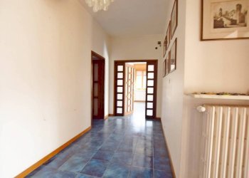 Corridoio - Appartamento via Generale Dho, 21, Roccaforte Mondovì - foto 14