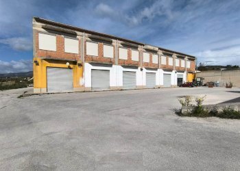 Commercial Activity Via Montella snc, Sciacca - photo 2