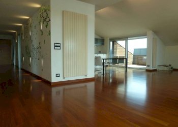 Soggiorno - Attic hamlet Madonna dell'Olmo, Cuneo - photo 4