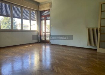 camera con balcone - Villa Unifamiliare Bovezzo - foto 20