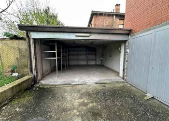 Garage - Parcheggio Via Canova 12, Bologna - foto 1