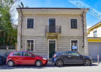 Villa Via Palestro 24, Pinerolo - photo 2