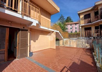 Apartment Via Francesco Strata, Savignone - photo 5