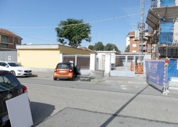 Locale Commerciale Via Camillo Riccio, Torino (zona Mirafiori Sud) - foto 9