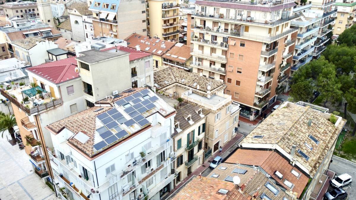 Quadrilocale Viale F. Crucioli, Grottammare - foto 1