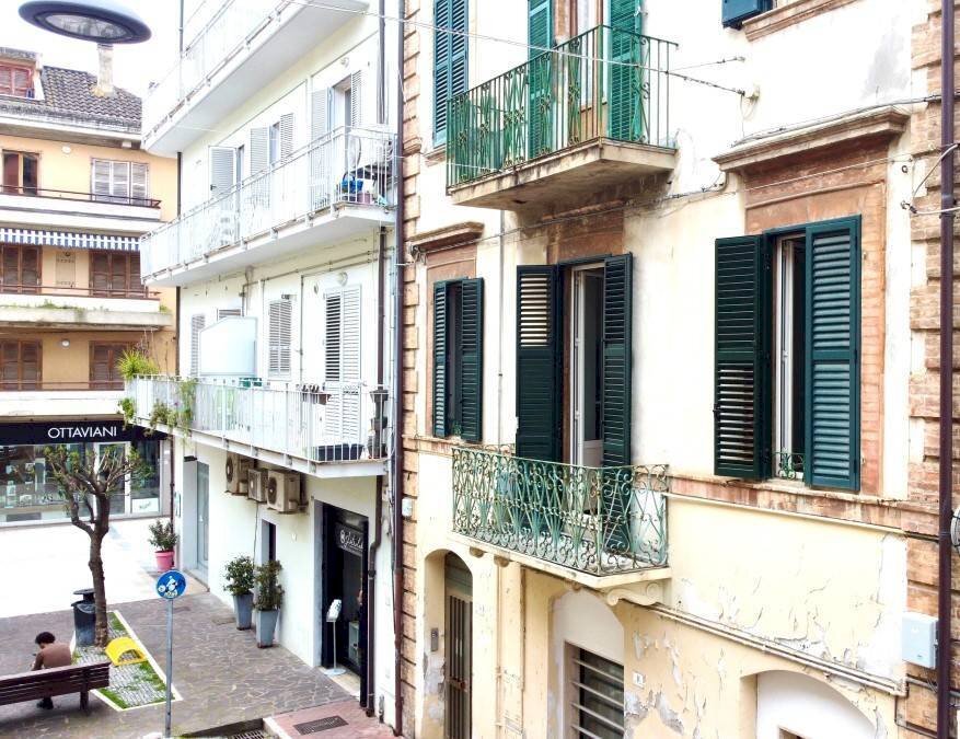 Quadrilocale Viale F. Crucioli, Grottammare - foto 3