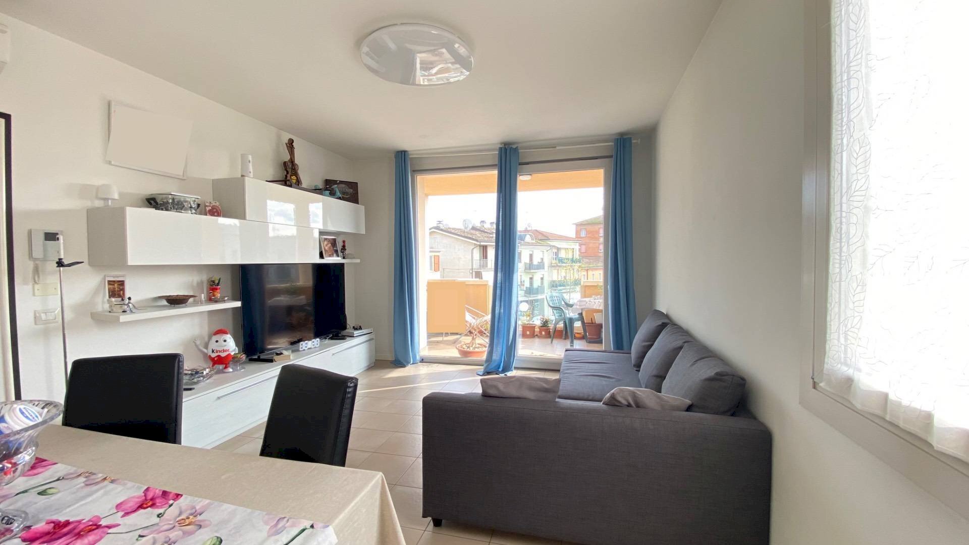 Appartamento Piazza Fornia, Montechiarugolo - foto 1