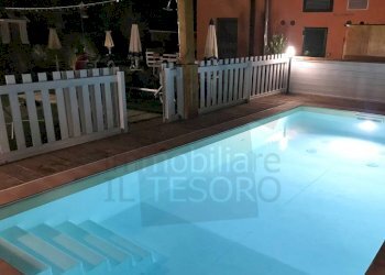 Piscina - Villa via Pablo Neruda, San Leo - foto 12