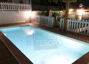 Piscina - Villa via Pablo Neruda, San Leo - foto 13