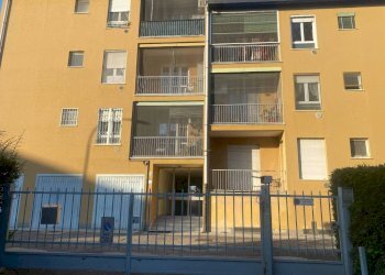 Facciata - Three-room apartment via Romagna, Buccinasco - photo 1