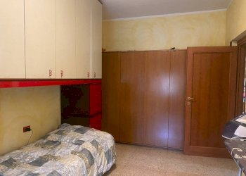 Cameretta - Three-room apartment via Romagna, Buccinasco - photo 8