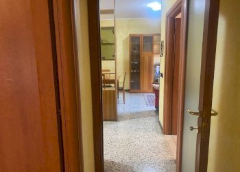 Interno appartamento - Three-room apartment via Romagna, Buccinasco - photo 13