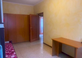 Camera da letto - Three-room apartment via Romagna, Buccinasco - photo 29