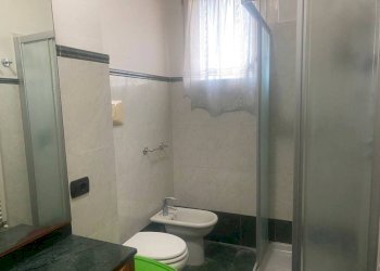 Bagno - Three-room apartment via Romagna, Buccinasco - photo 31