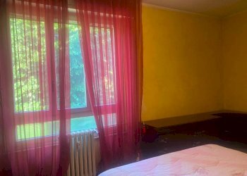 Camera da letto - Three-room apartment via Romagna, Buccinasco - photo 36