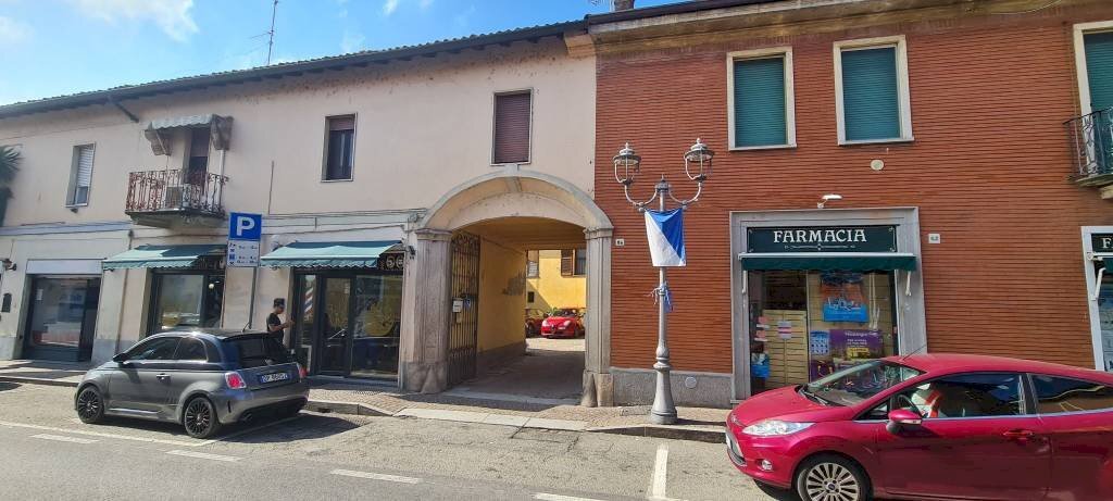 Facciata - Bilocale corso Giacomo Matteotti, 64, Lacchiarella - foto 2