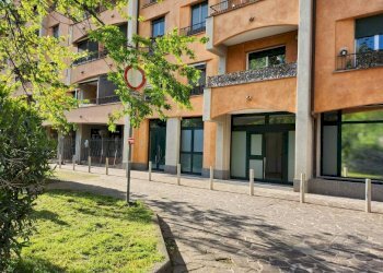 Facciata - Trilocale via Achille Grandi, 24, Corsico - foto 4