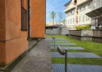 esterno - Trilocale via Achille Grandi, 24, Corsico - foto 9