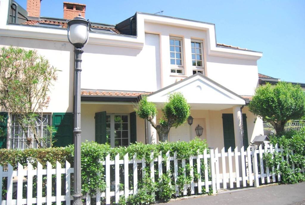 Facciata - Villa via Rovido, Buccinasco - foto 3