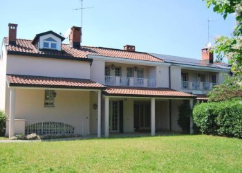 Facciata - Villa via Rovido, Buccinasco - foto 5