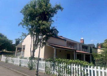 Facciata - Villa via Rovido, Buccinasco - foto 21